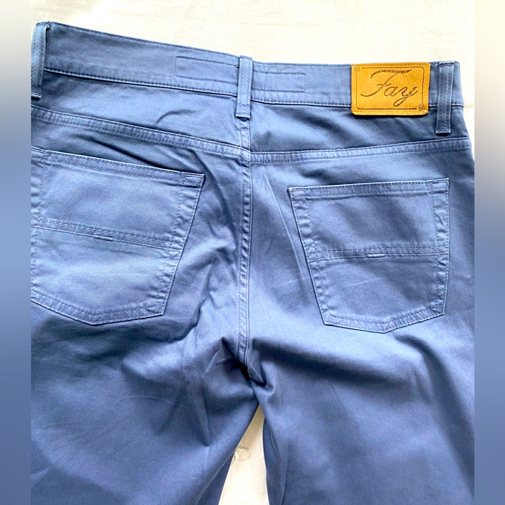 Fay men Italian pants. Excellent condition.Size 33.